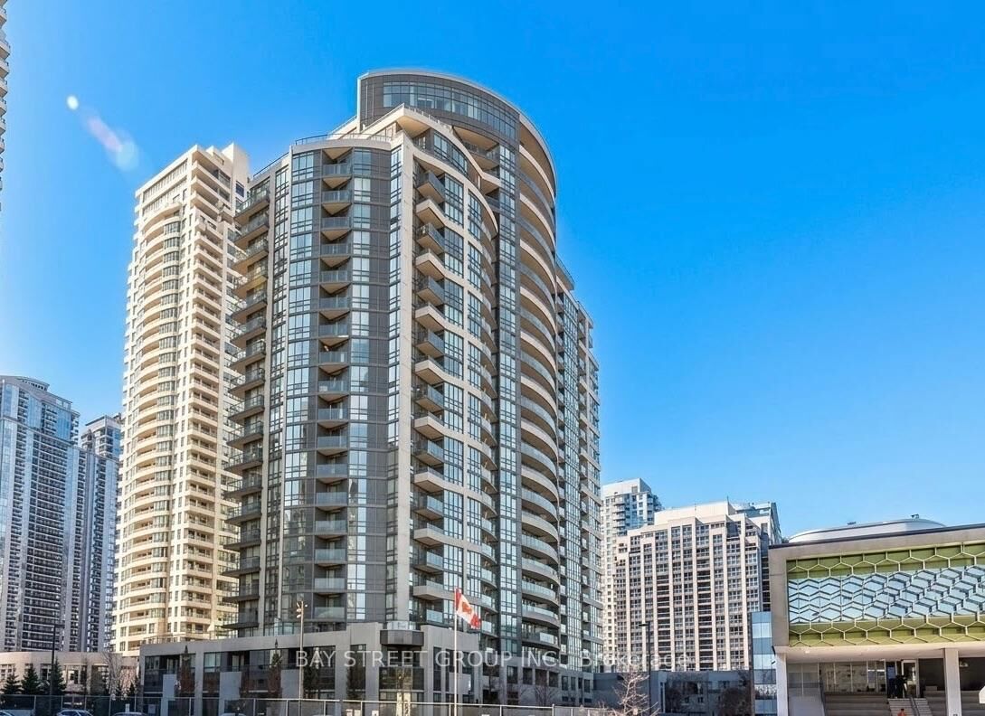 Property Photo:  35 Hollywood Avenue 818  ON M2N 0A9 