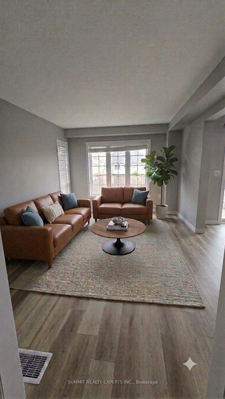 Property Photo:  1521 Dunkirk Avenue  ON N4T 0L1 