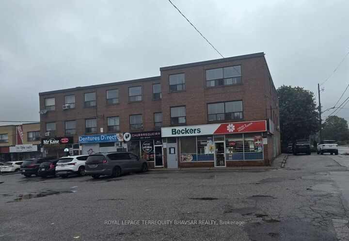 Property Photo:  2827 Weston Road 1  ON M9M 2S1 