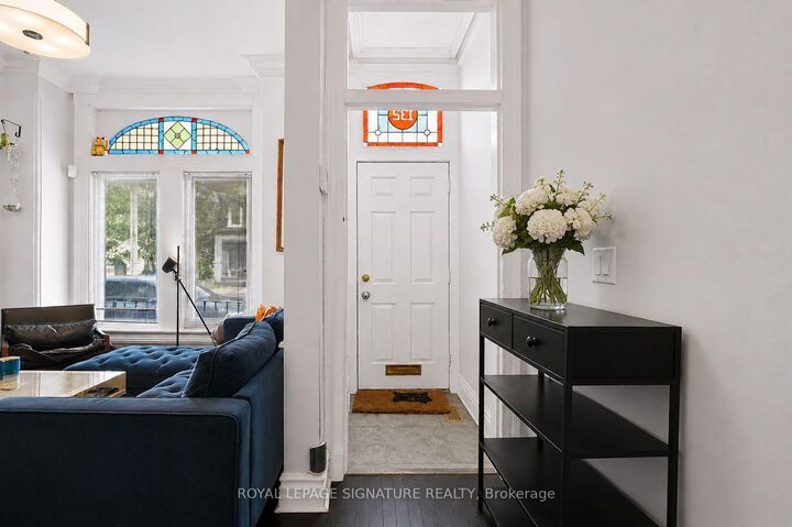 Property Photo:  152 Parliament Street  ON M5A 2Z1 