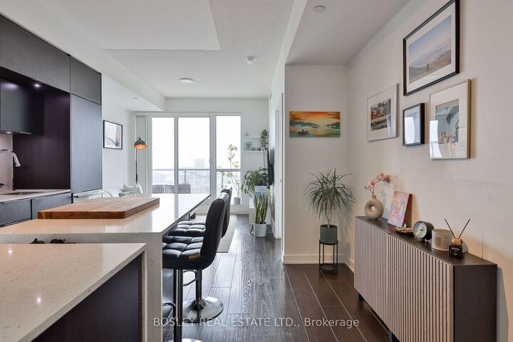 Property Photo: 170 Sumach Street 2104 ON M5A 0C3