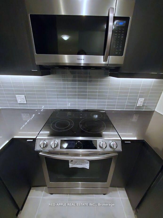 Property Photo: 50 Thomas Riley Road 1802 ON M9B 0C5