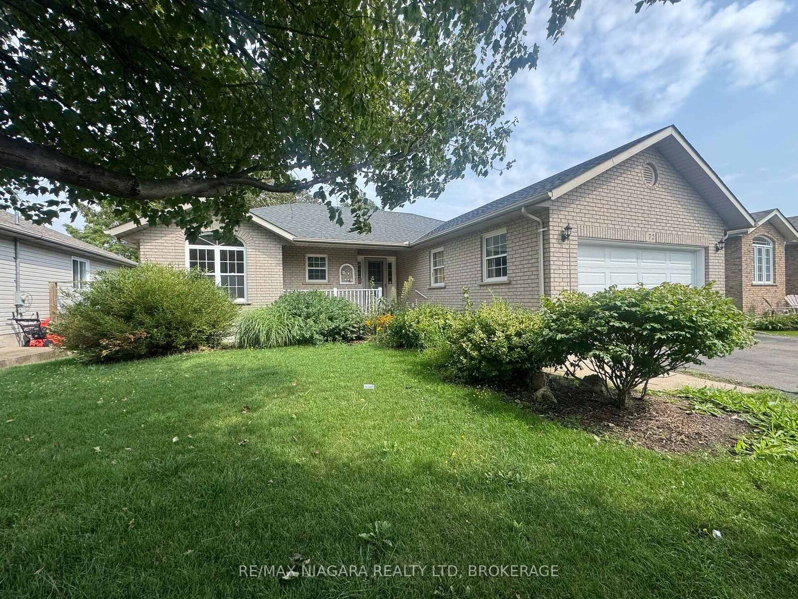 Property Photo:  72 Ridge Road S  ON L0S 1B0 