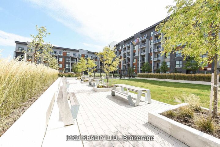 Property Photo:  95 Dundas St W Street 004  ON L6M 5N4 