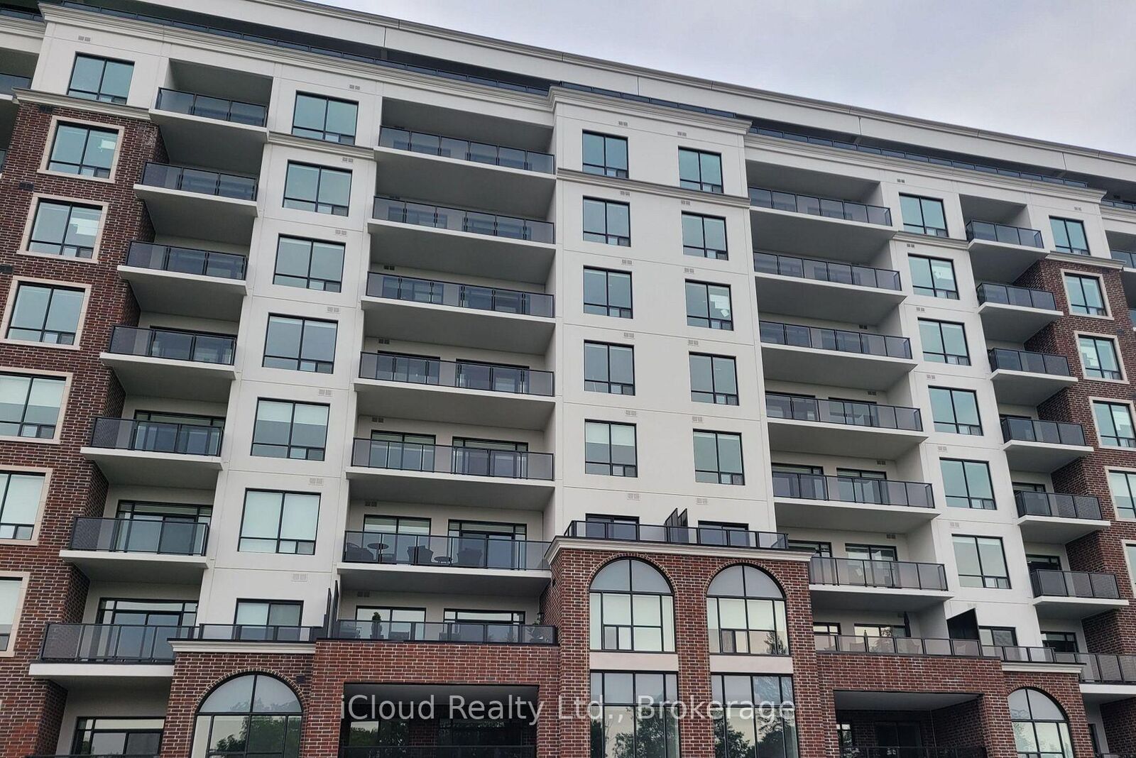 Property Photo:  480 Callaway Road W 109  ON N2G 0Z3 