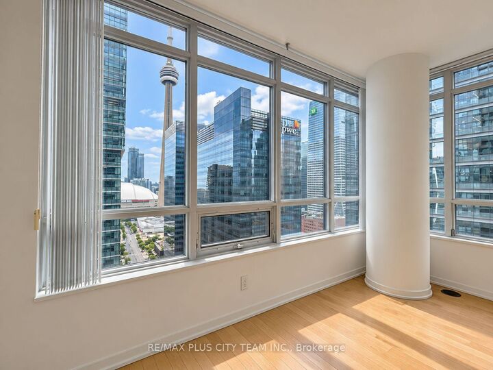 Property Photo: 65 Bremner Boulevard 2605 ON M5J 0A7