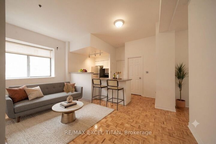 Property Photo:  1407 Dupont Street 204  ON M6H 4J7 