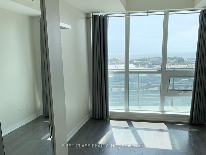 Property Photo:  150 East Liberty Street 1407  ON M6K 3R5 