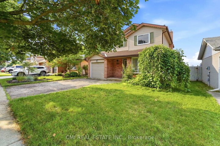 Property Photo:  155 Foxhunt Road  ON N2K 2R8 