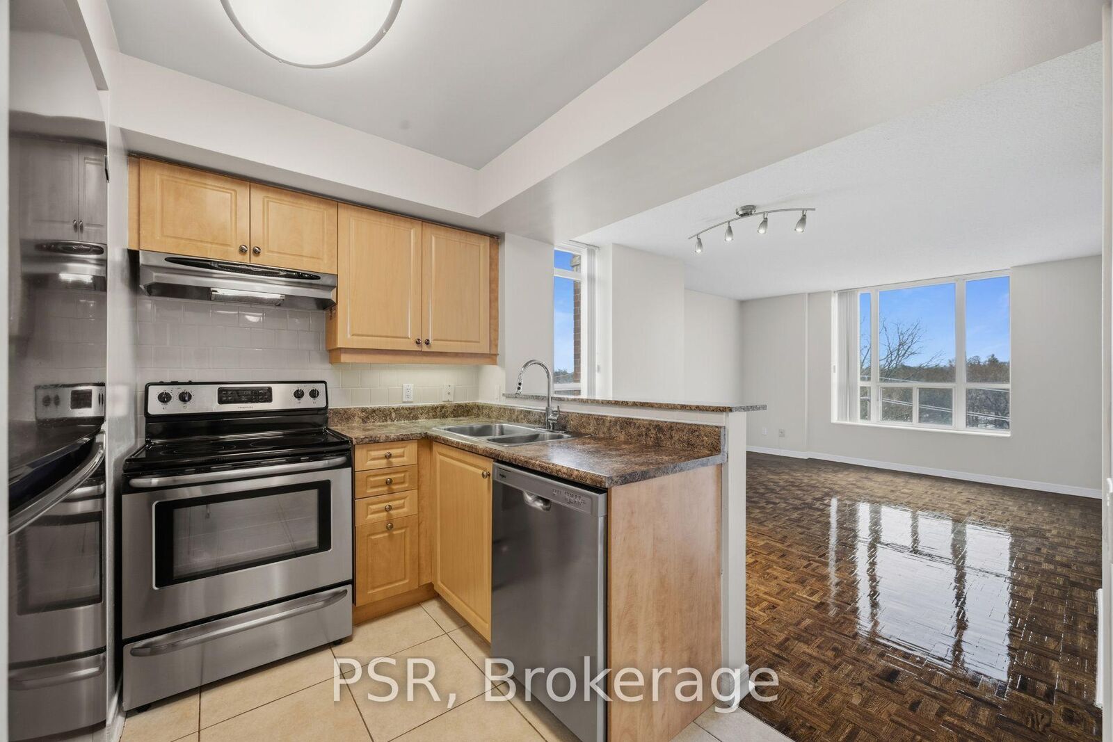 Property Photo:  515 Rosewell Avenue 302  ON M4R 2J3 