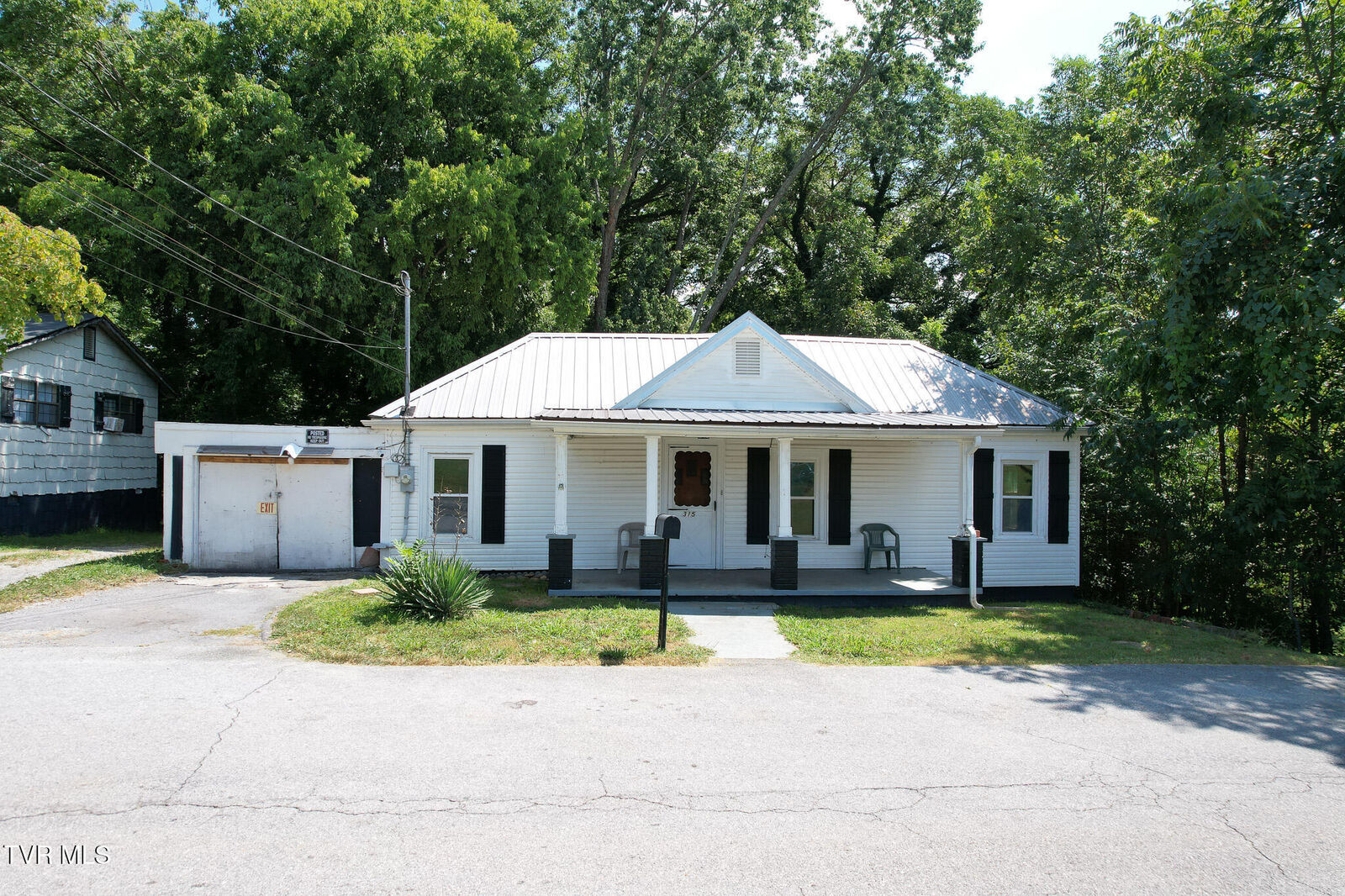 Property Photo: 315 Floral Street TN 37743