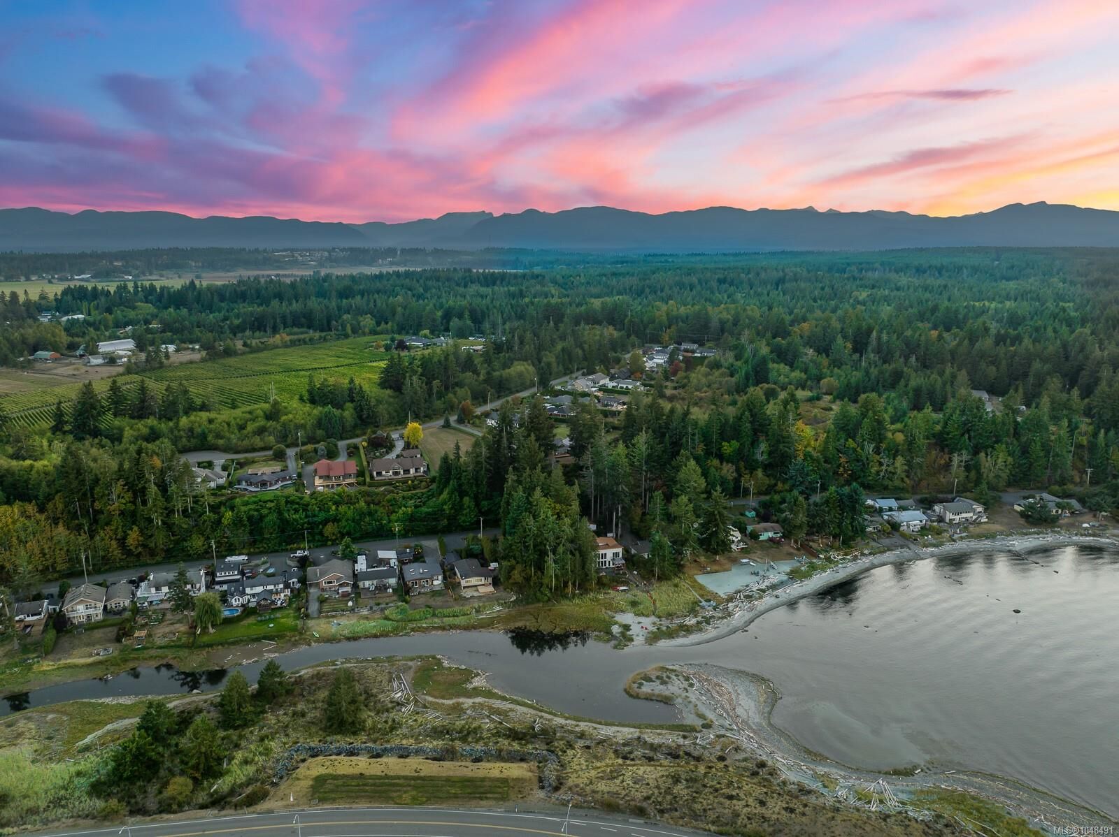 Property Photo:  1426 Wilkinson Rd  BC V9M 4B3 