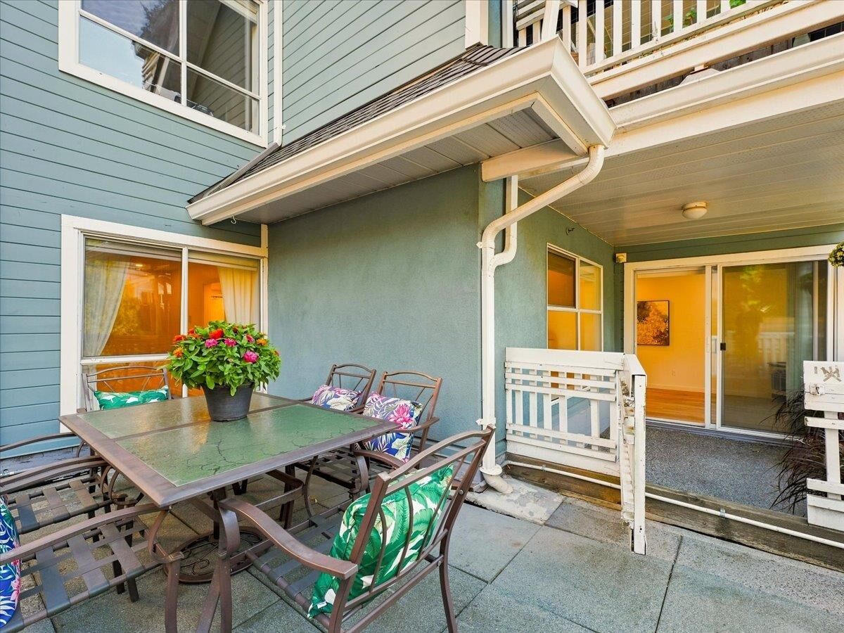 Property Photo: 1729 E Georgia Street 203 BC V5L 2B3