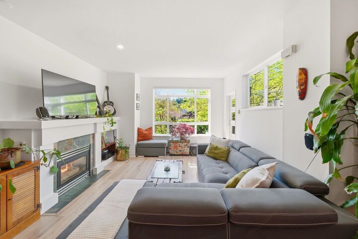 Property Photo:  15 Forest Park Way 23  BC V3H 5G7 