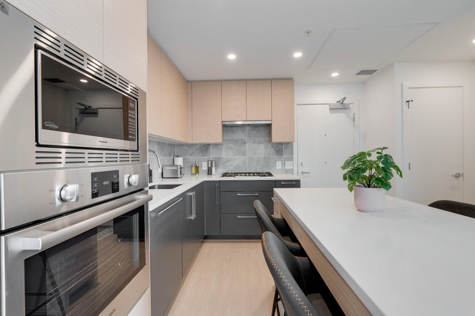 Property Photo:  8888 Osler Street 213  BC V6P 4G2 