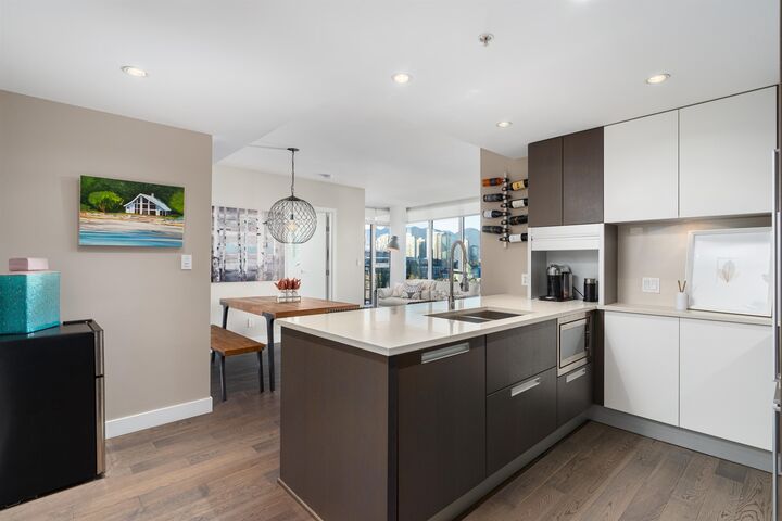 Property Photo:  288 W 1st Avenue 1107  BC V5Y 0E9 