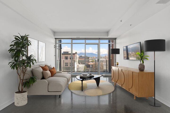Property Photo:  256 E 2nd Avenue 417  BC V5T 0A7 