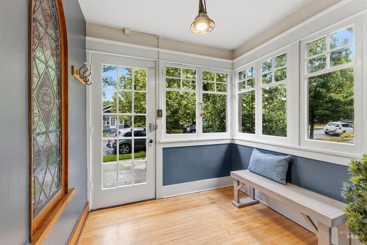 Property Photo:  1102 N 16th  ID 83702 