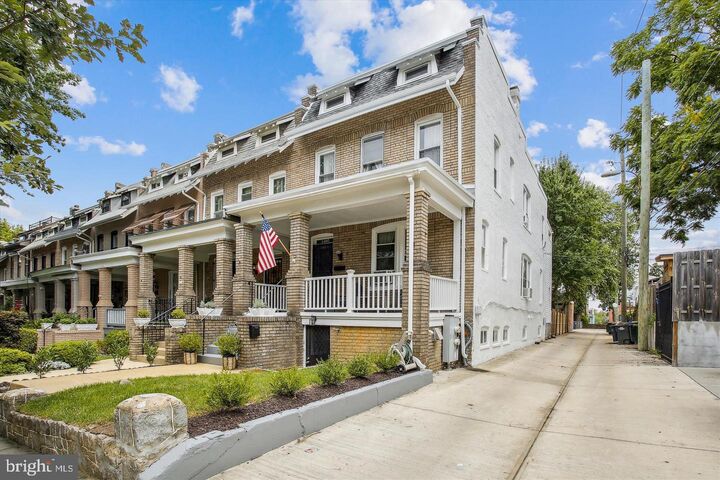Property Photo:  1407 Shepherd Street NW  DC 20011 