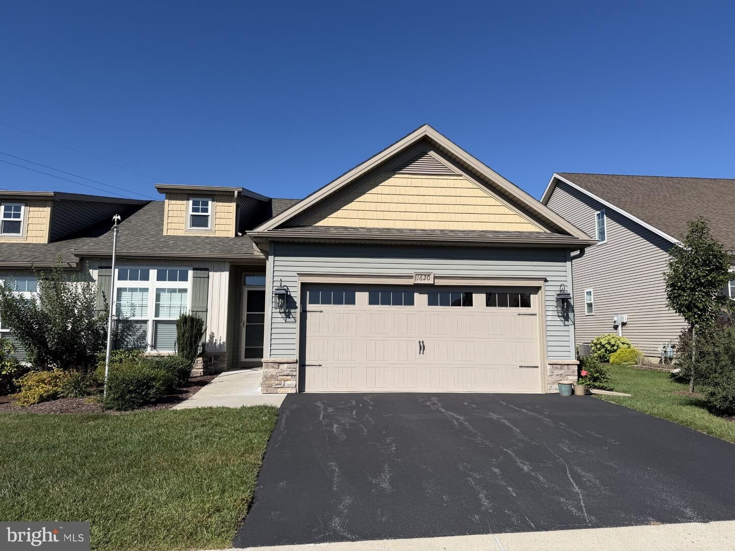 Property Photo:  1620 Quincey Drive  PA 17050 