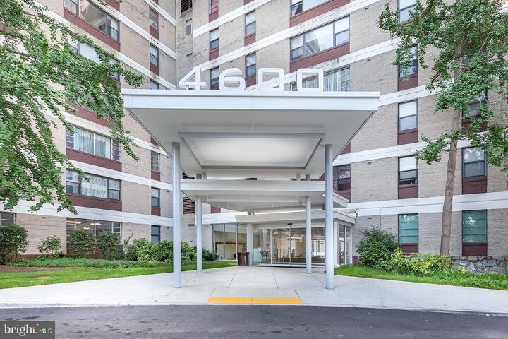 Property Photo: 4600 Duke Street 532 VA 22304
