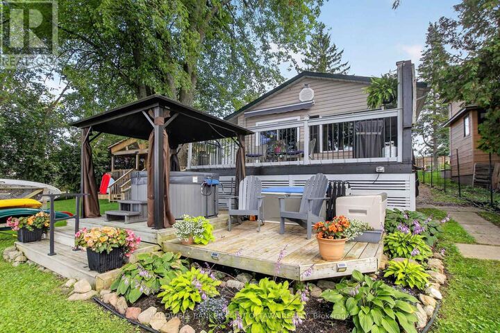 Property Photo:  172 Richards Lane  ON K7C 3P1 