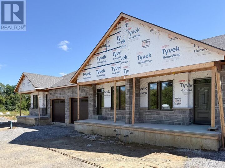 Property Photo:  15 Boer Drive  ON N3Y 0H6 
