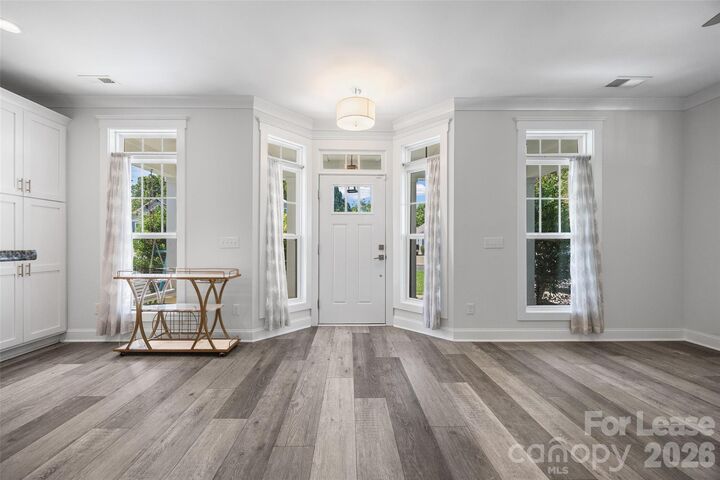 Property Photo:  1512 Norris Avenue  NC 28206 