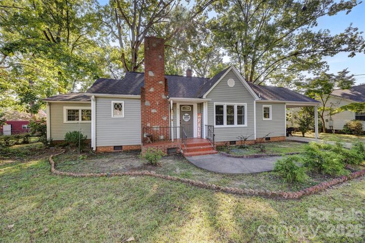 Property Photo:  511 Woodside Drive  NC 28150 