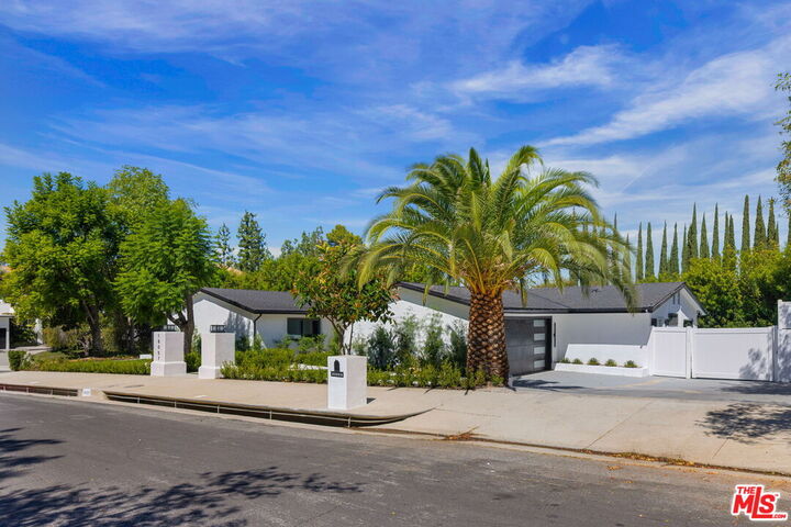 Property Photo: 18057 Medley Dr CA 91316