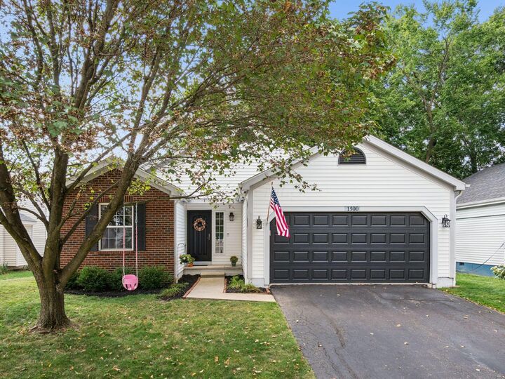 Property Photo:  1500 Meadowlark Lane  OH 43040 