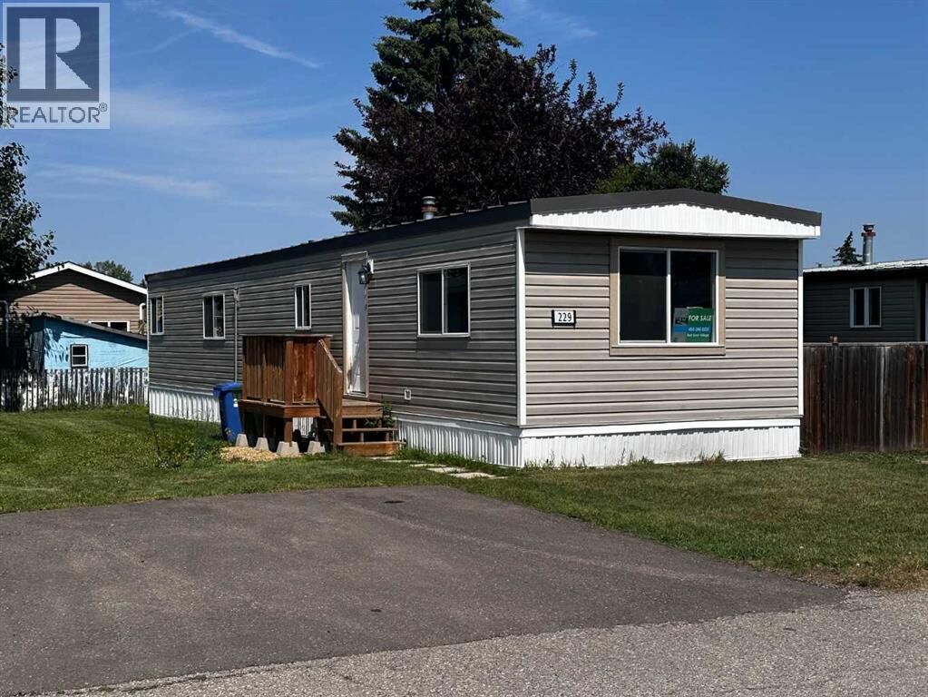 Property Photo:  5344 76 Street  AB T2P 2A6 