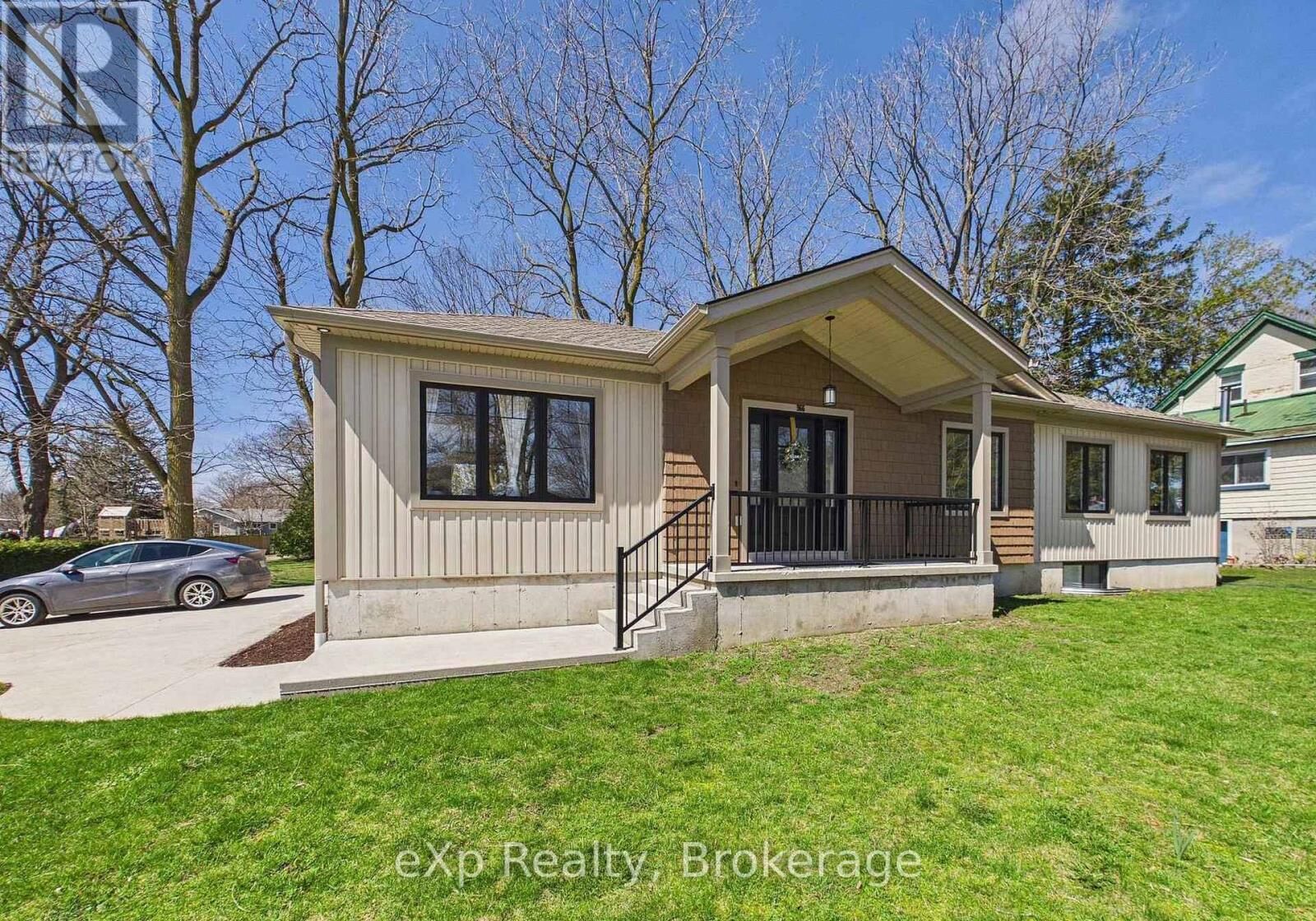 Property Photo:  966 Charles Street B Lower  ON N2Z 2C3 