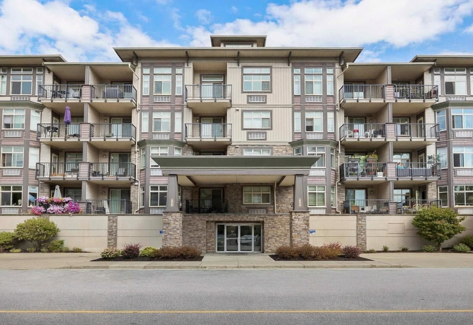 Property Photo:  45893 Chesterfield Avenue 212  BC V2P 1M5 