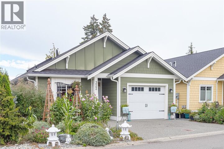 Property Photo: 322 Edgewood Crescent BC V9L 0G6
