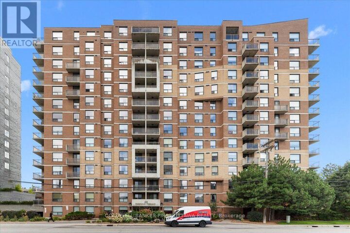 Property Photo: 215 Parkdale Avenue 1202 ON K1Y 4T8