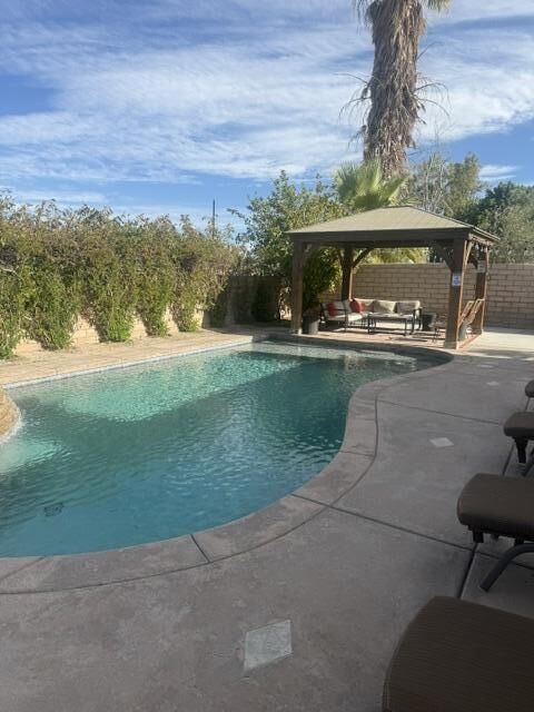 Property Photo: 46664 Vía Celeste CA 92201