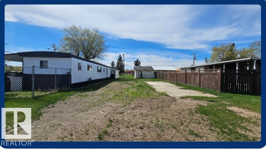 Property Photo:  5708 50 Street  AB T0B 4N0 
