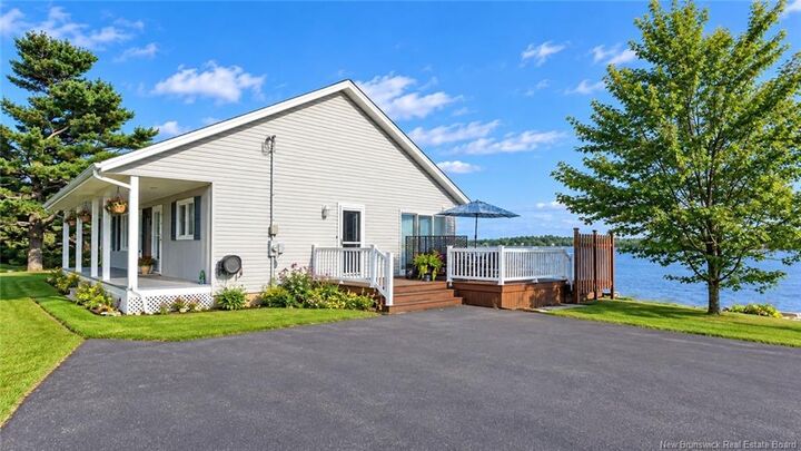 Property Photo:  894 Rue Des Chalets Street  NB E1X 1C4 
