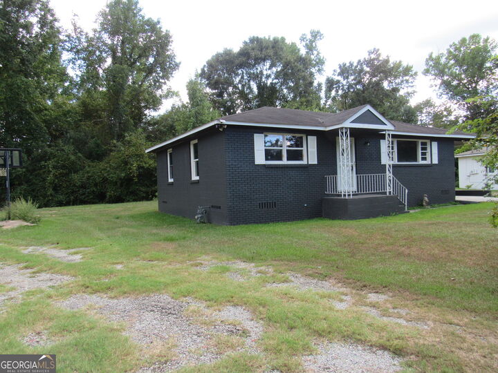Property Photo: 1616 Mathis Circle GA 31206