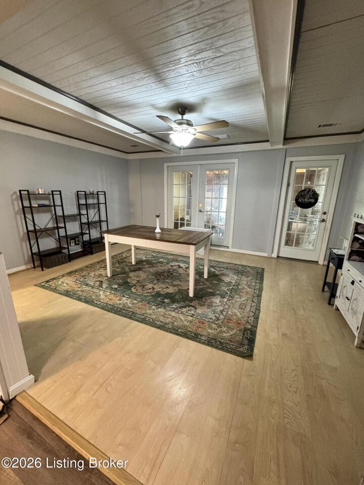 Property Photo:  1409 Mill Race Rd  KY 40242 