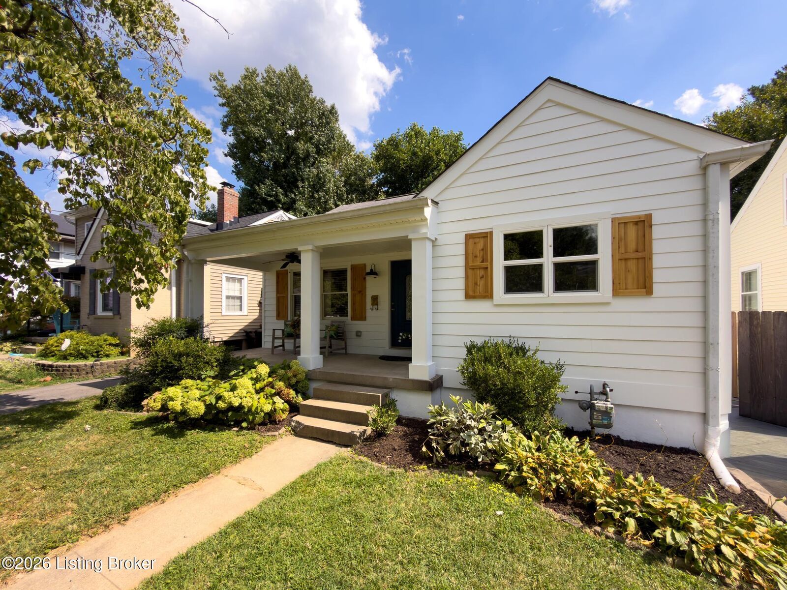 Property Photo: 3412 Ingle Ave KY 40207