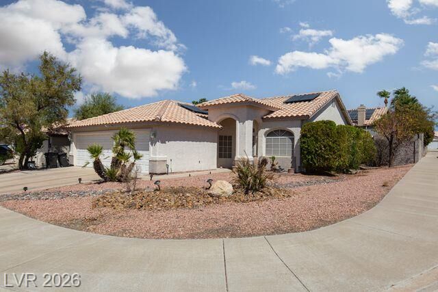 Property Photo: 130 Ringlore Drive Drive NV 89015