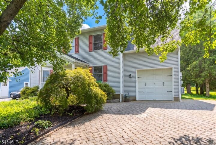 Property Photo:  77 Washburn Ave  NJ 07882 
