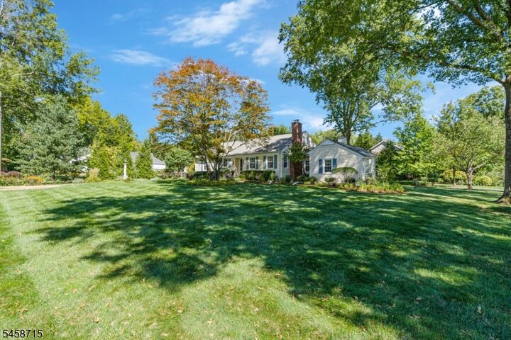 Property Photo:  58 S Alward Ave  NJ 07920 