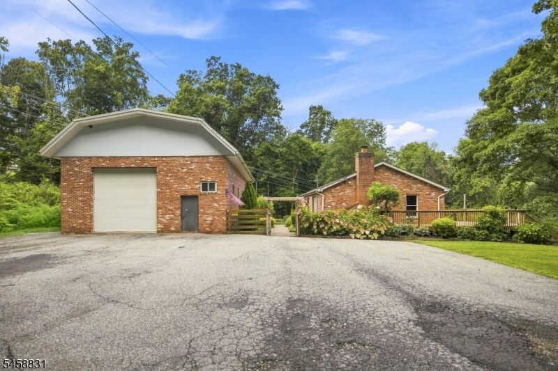 Property Photo:  14 End O Lane Trl  NJ 07461 