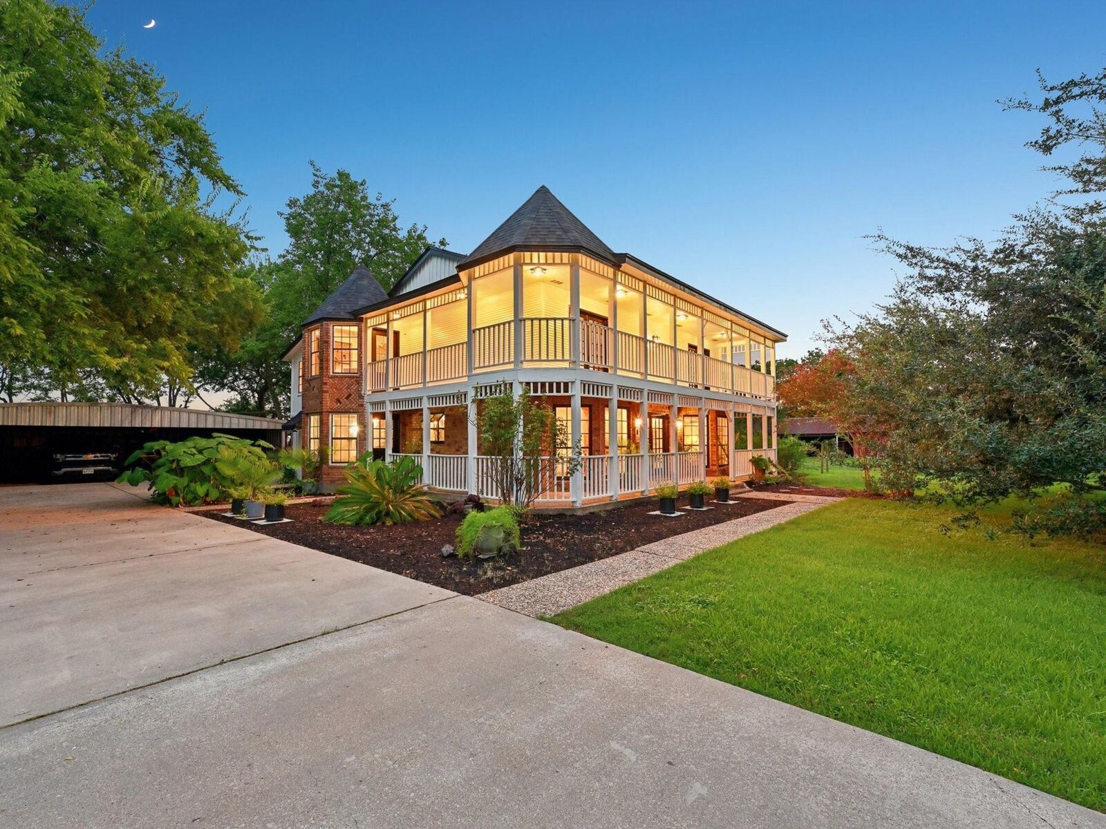 Property Photo:  2507D Calder Drive  TX 77573 