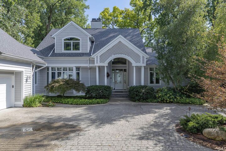 Property Photo:  3005 Greenleaf Boulevard  IN 46514 