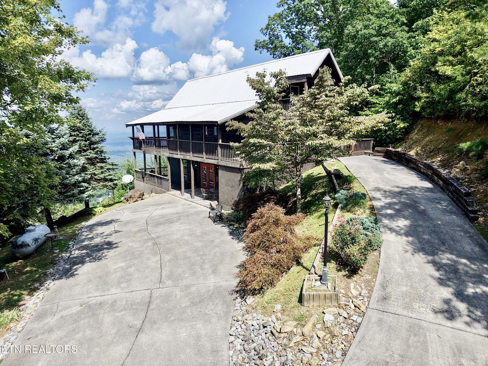 Property Photo:  2909 Overholt Tr  TN 37862 