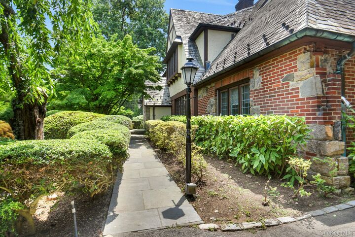 Property Photo:  46 Fenimore Road  NY 10583 